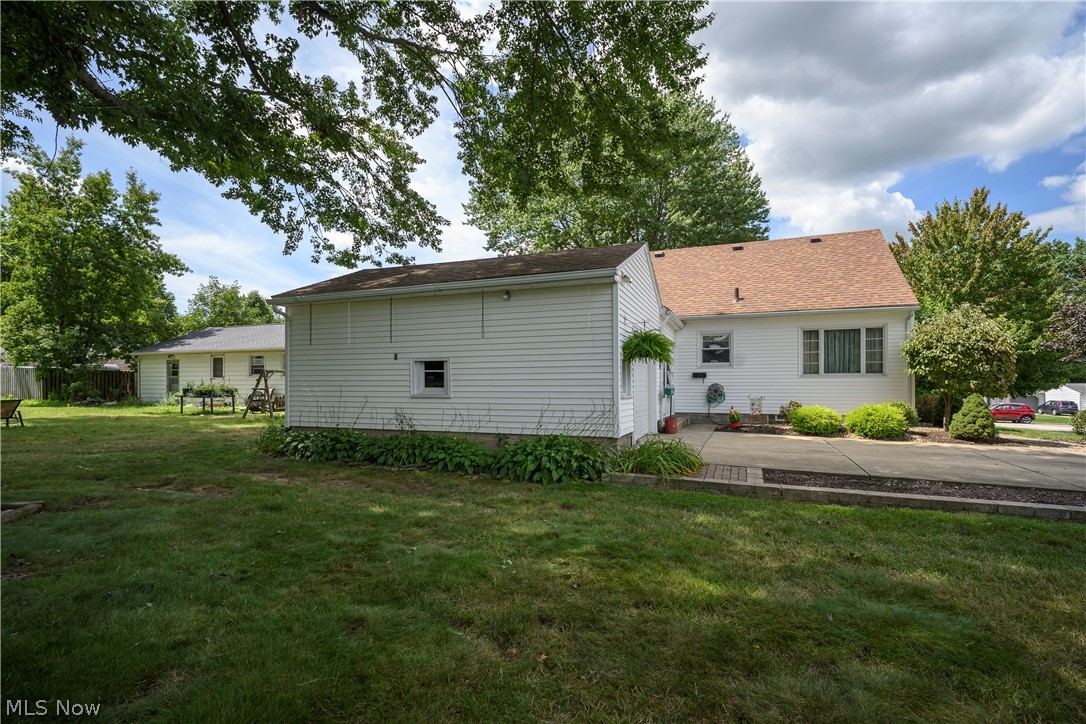 189 36th Street SW Barberton OH 44203