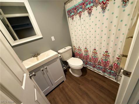 205 S Settlers Lane Painesville OH 44077
