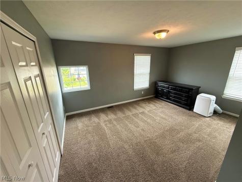 205 S Settlers Lane Painesville OH 44077