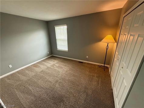205 S Settlers Lane Painesville OH 44077
