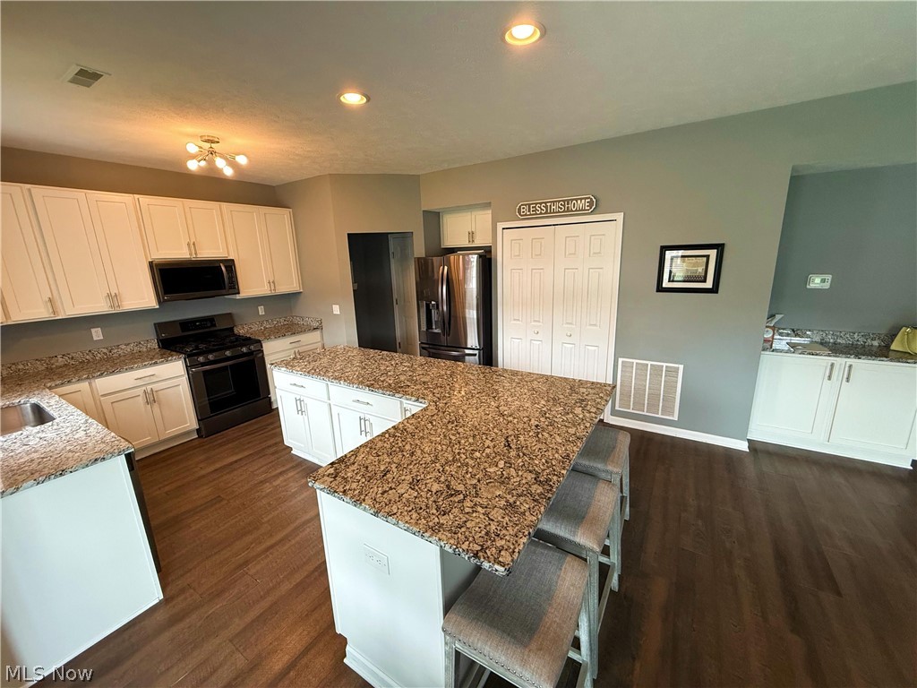 205 S Settlers Lane Painesville OH 44077