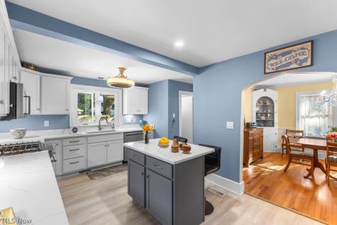 2031 Ohio Avenue Cuyahoga Falls OH 44223