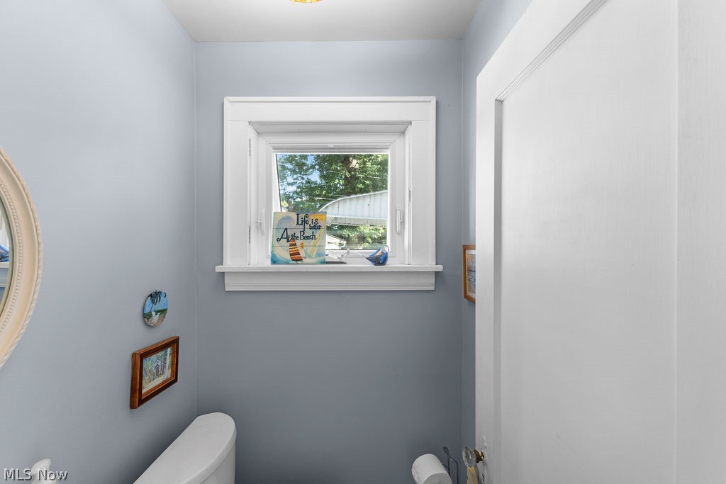 2031 Ohio Avenue Cuyahoga Falls OH 44223