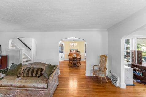 2031 Ohio Avenue Cuyahoga Falls OH 44223