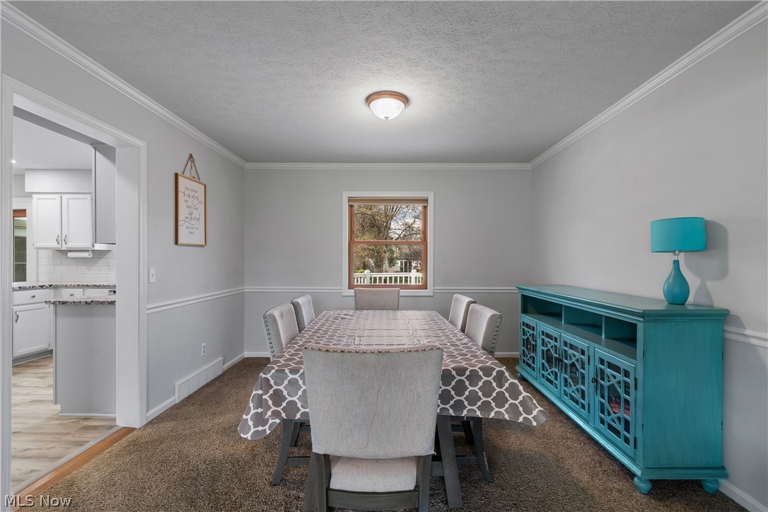 18256 Heritage Trail Strongsville OH 44136