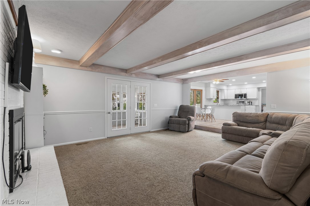 18256 Heritage Trail Strongsville OH 44136