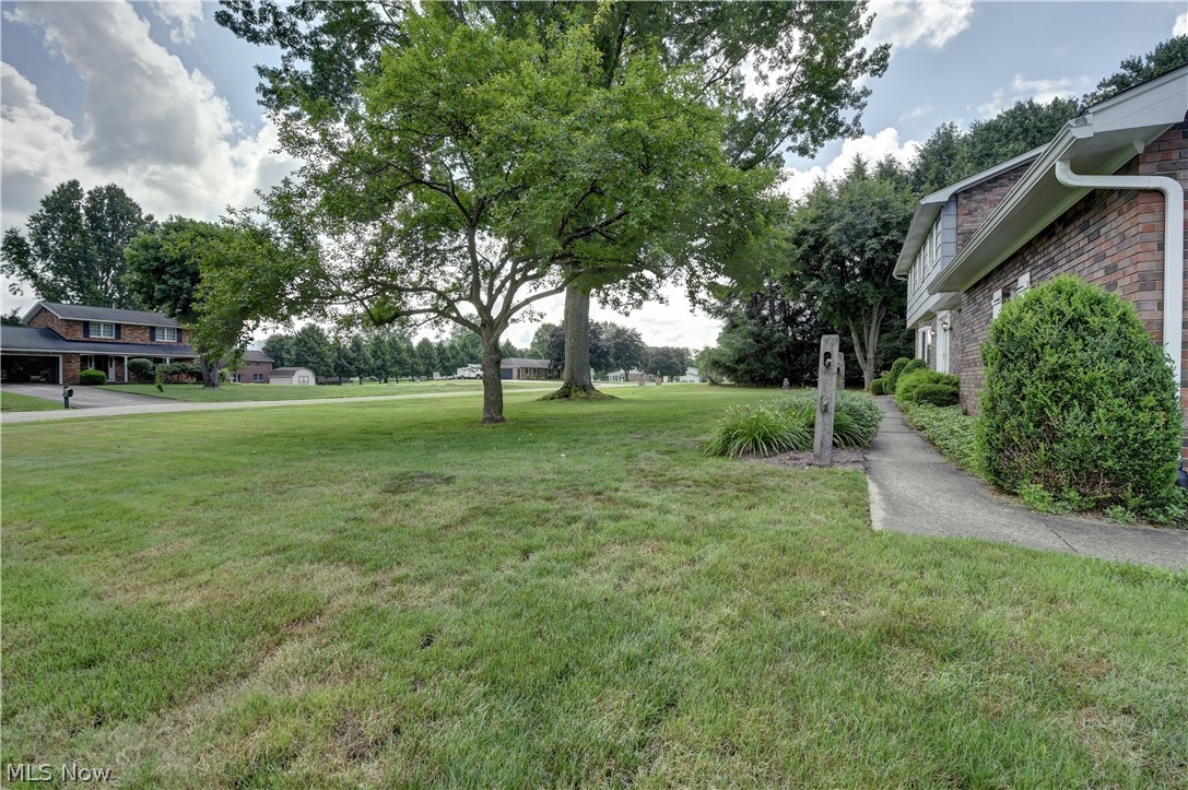 966 SE College Drive SE New Philadelphia OH 44663
