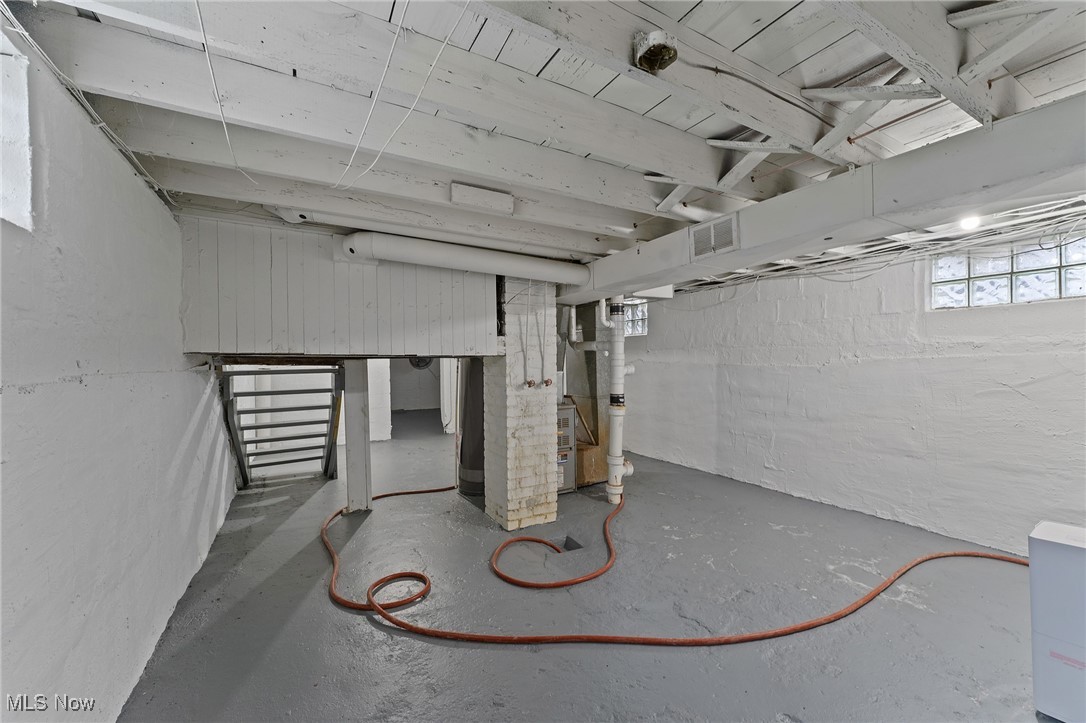 103 Gladstone Street Campbell OH 44405