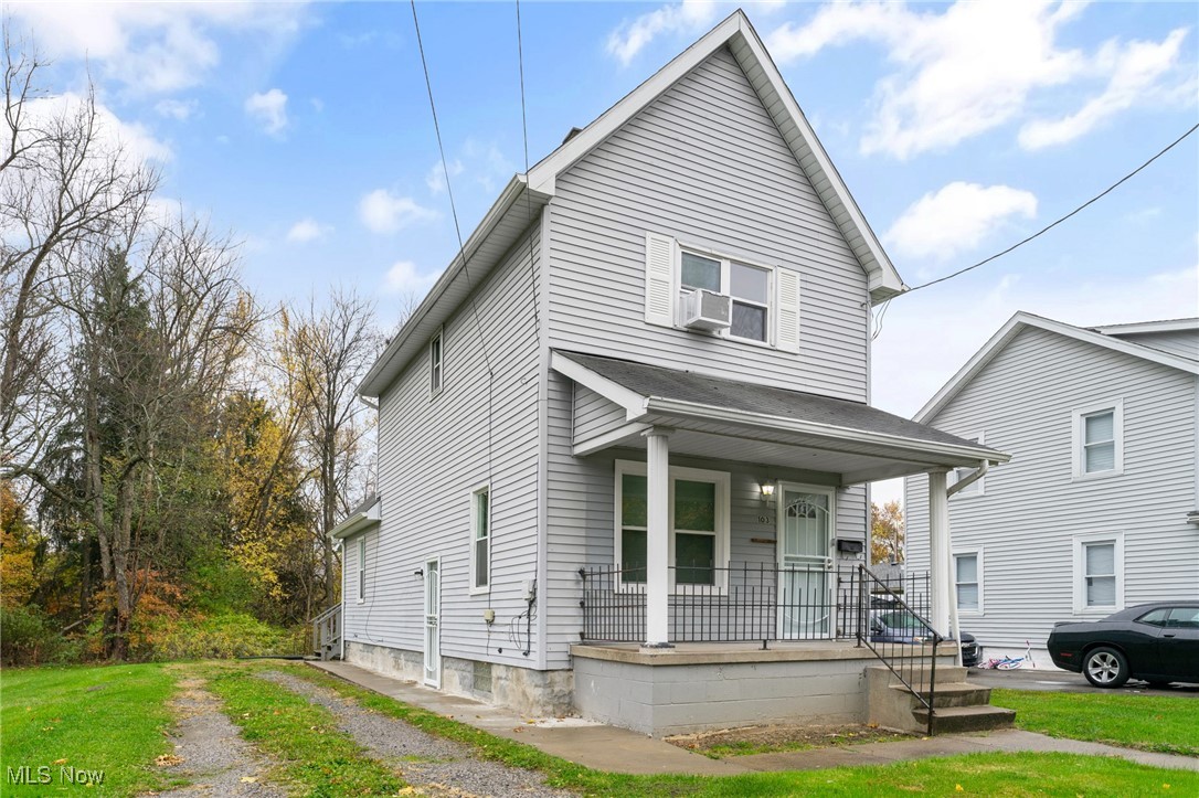 103 Gladstone Street Campbell OH 44405