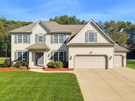 2200 Hunting Valley Lane Streetsboro OH 44241