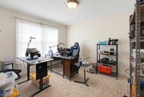 2200 Hunting Valley Lane Streetsboro OH 44241