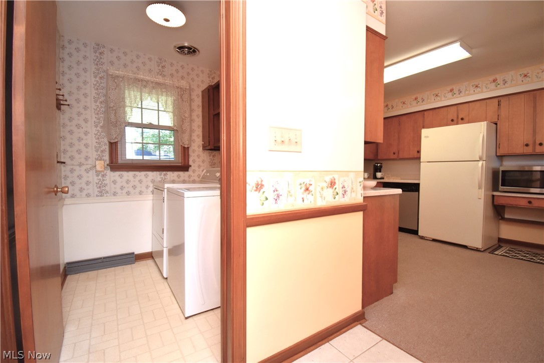 1118 Palmetto Hubbard OH 44425
