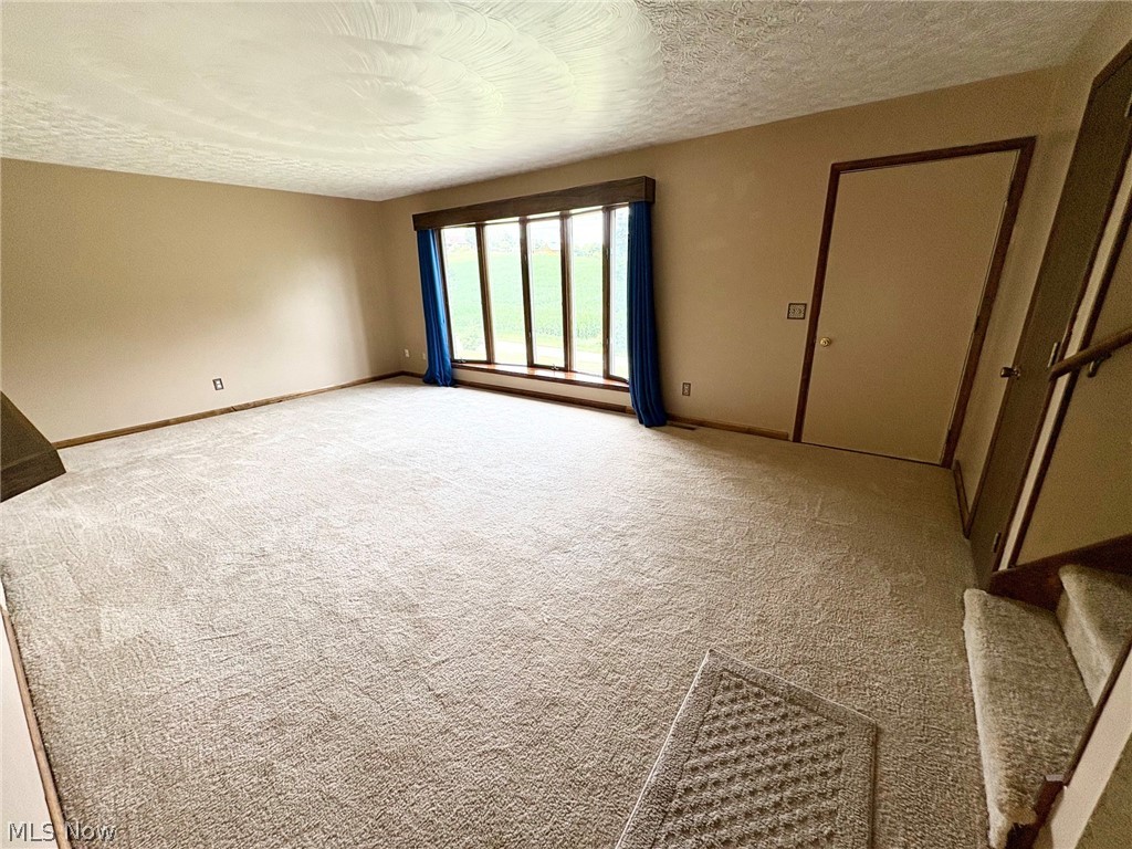 5044 Amsterdam Road SE Carrollton OH 44615