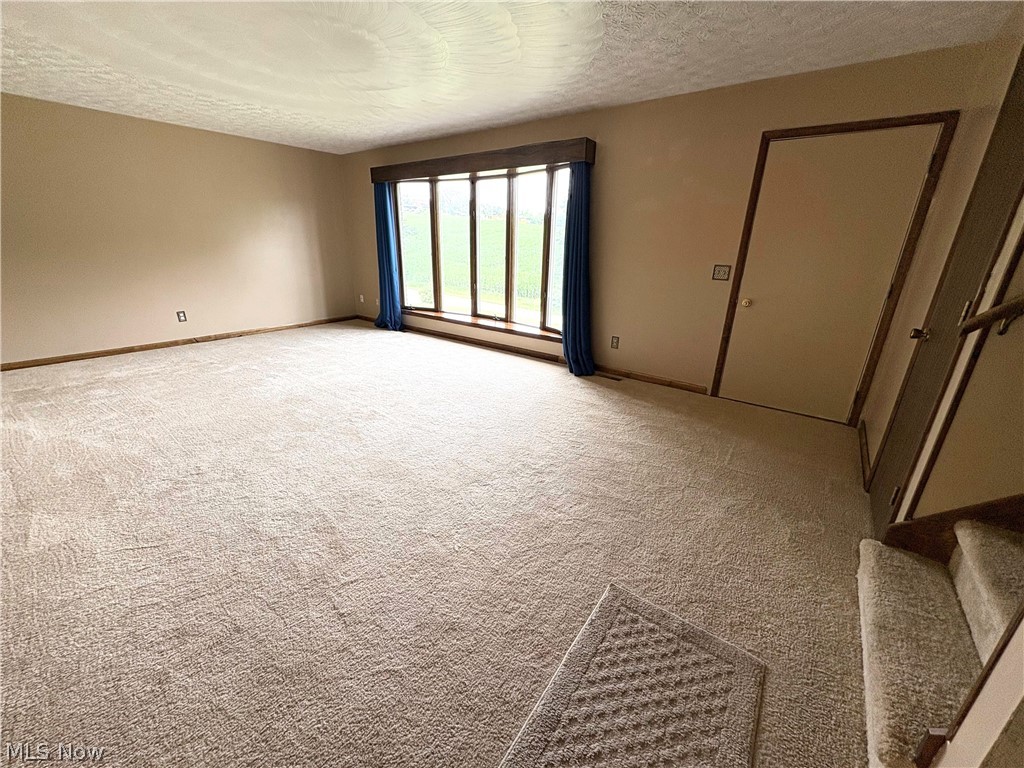 5044 Amsterdam Road SE Carrollton OH 44615