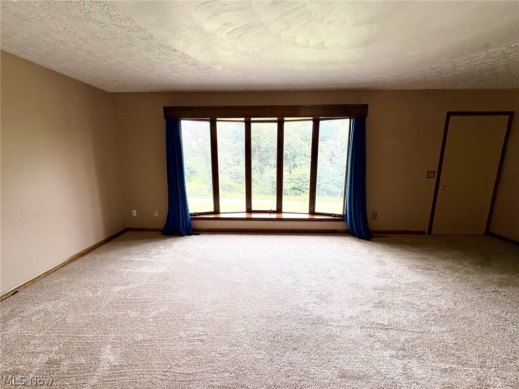 5044 Amsterdam Road SE Carrollton OH 44615