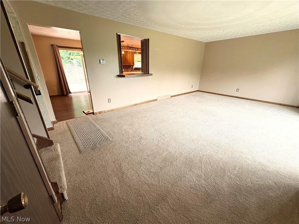 5044 Amsterdam Road SE Carrollton OH 44615