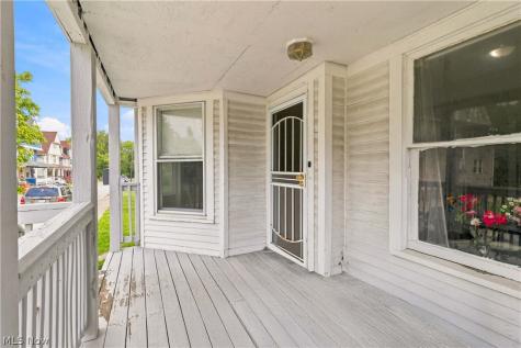 1897 E 69th Street Cleveland OH 44103