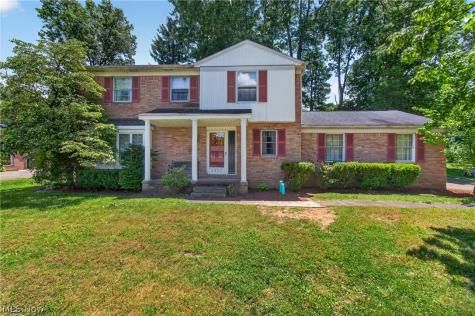 2537 Dogwood Drive NE Massillon OH 44646