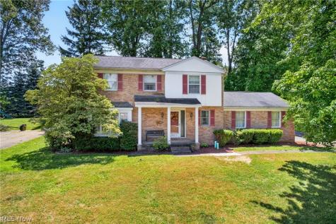2537 Dogwood Drive NE Massillon OH 44646
