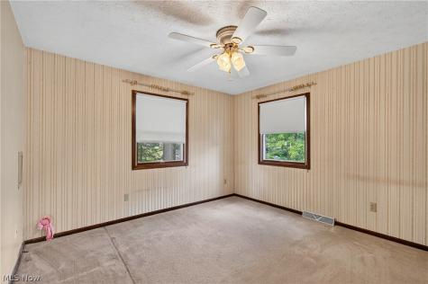 2537 Dogwood Drive NE Massillon OH 44646