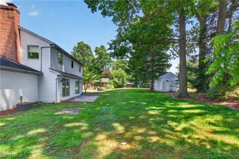 2537 Dogwood Drive NE Massillon OH 44646