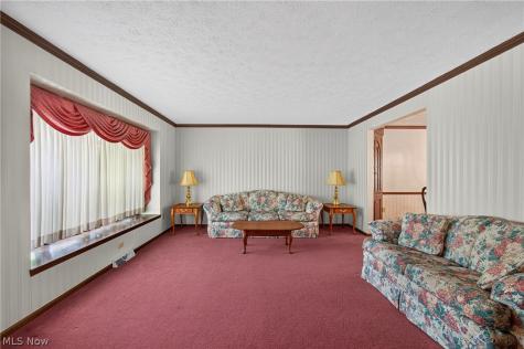 2537 Dogwood Drive NE Massillon OH 44646