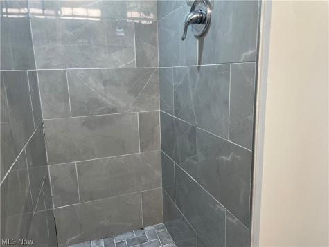 696 Walnut Drive Euclid OH 44132