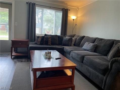 696 Walnut Drive Euclid OH 44132