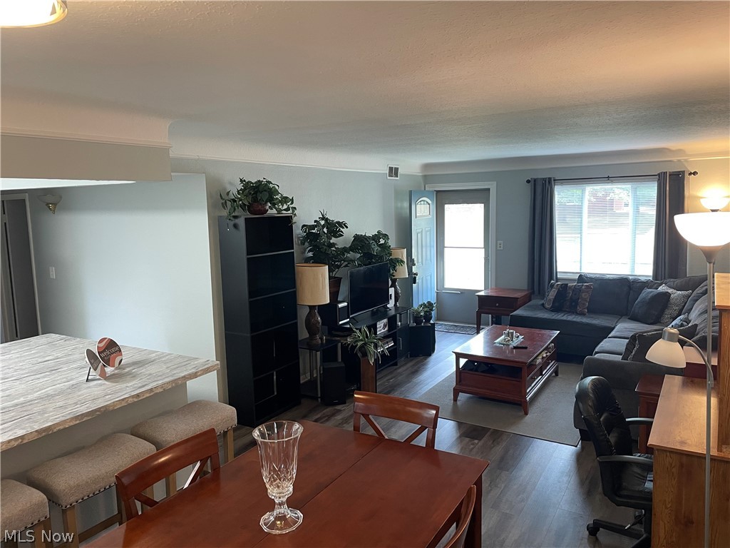 696 Walnut Drive Euclid OH 44132