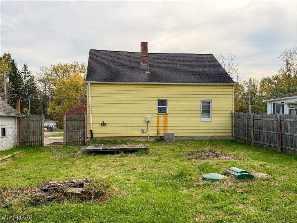 5574 Charleston Road Newton Falls OH 44444