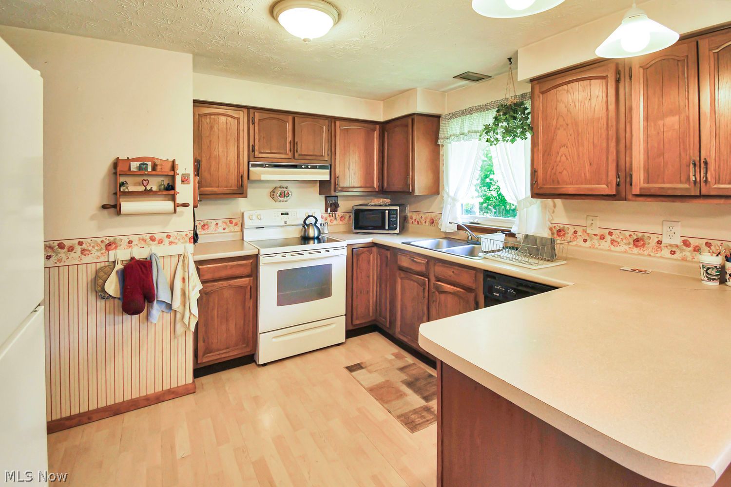 13630 Seeley Road Painesville OH 44077