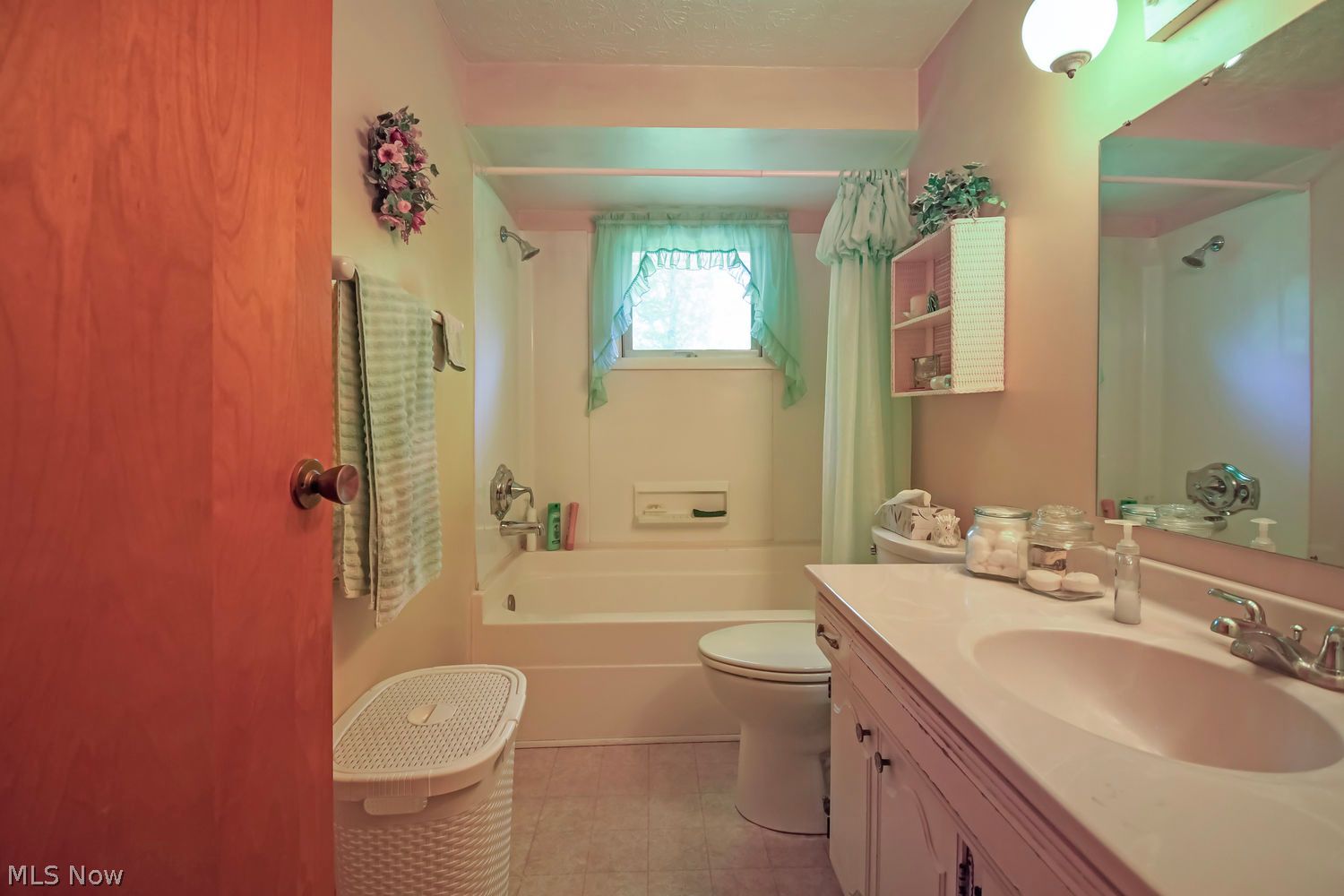 13630 Seeley Road Painesville OH 44077