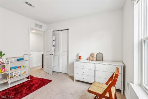 572 Auld Farm Circle Akron OH 44320