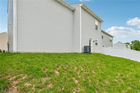 572 Auld Farm Circle Akron OH 44320