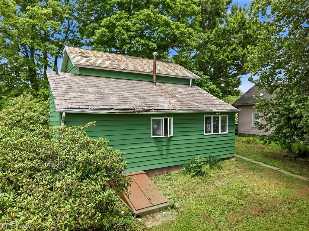 238 W High Street Lisbon OH 44432