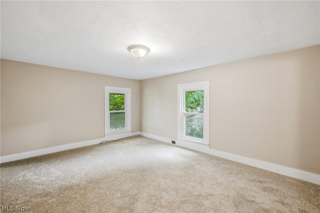 238 W High Street Lisbon OH 44432