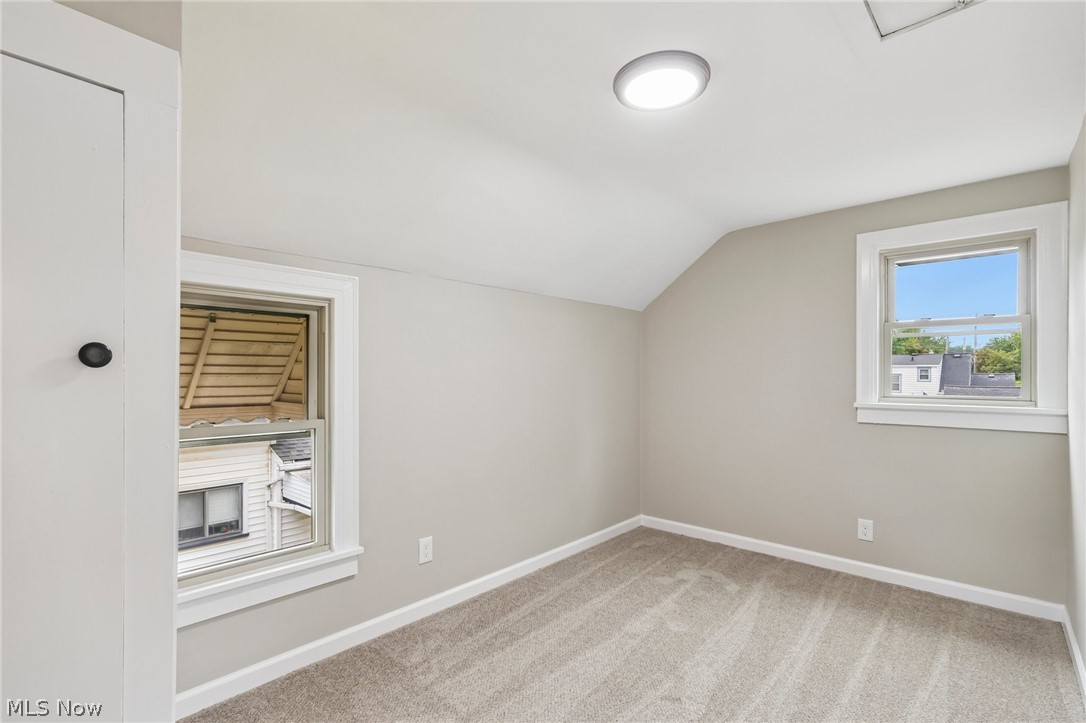 320 Powers Avenue Girard OH 44420