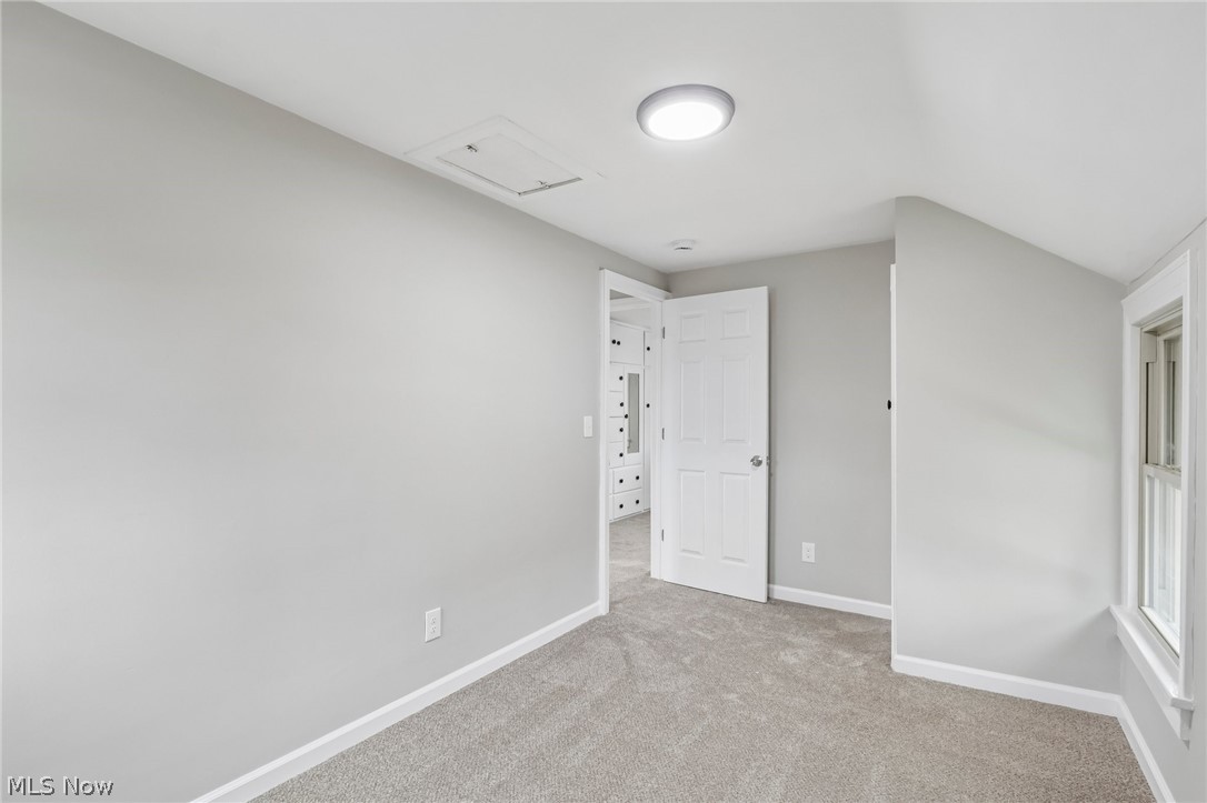320 Powers Avenue Girard OH 44420