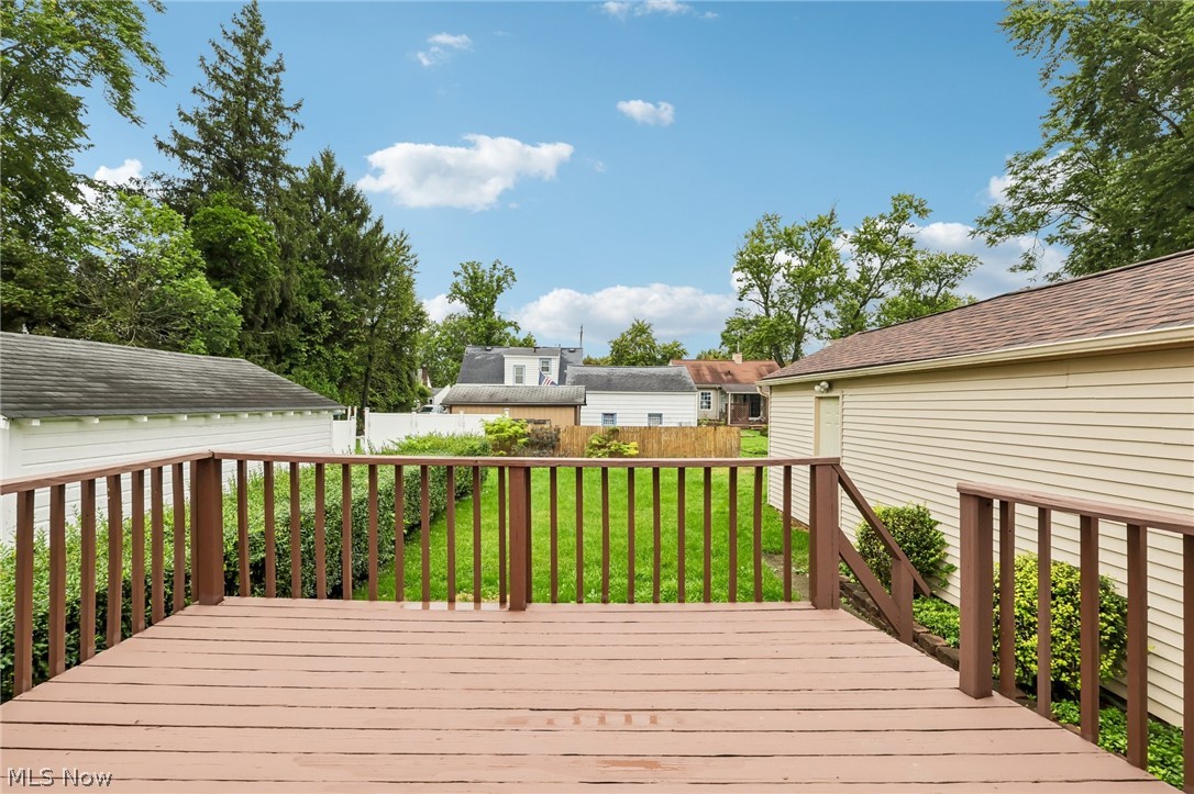 320 Powers Avenue Girard OH 44420