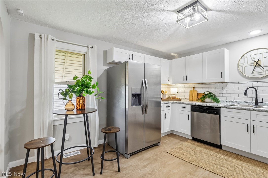 320 Powers Avenue Girard OH 44420