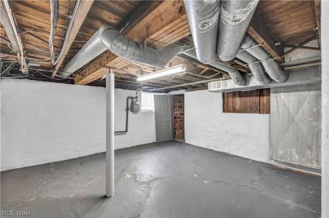 170 E 194th Street Euclid OH 44119