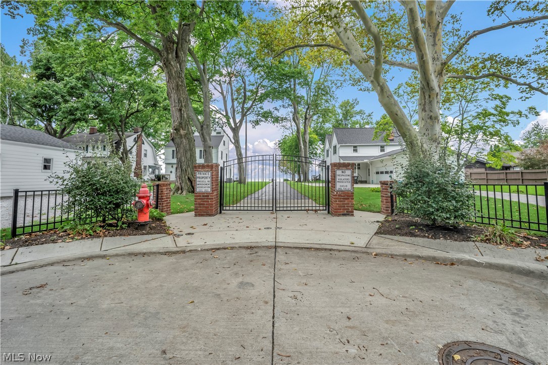 170 E 194th Street Euclid OH 44119