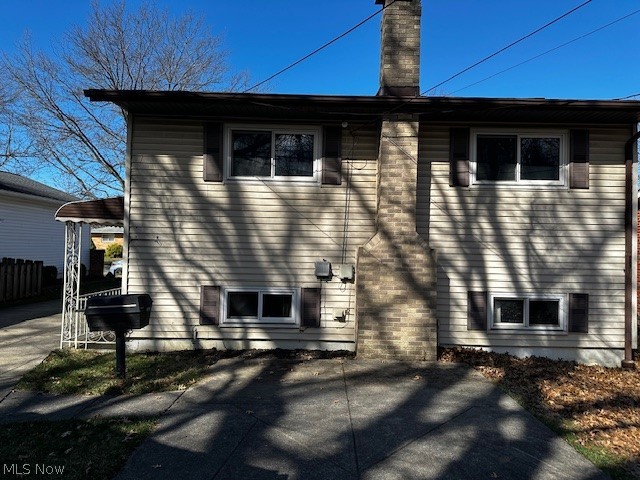 983 E 179 Street Cleveland OH 44119