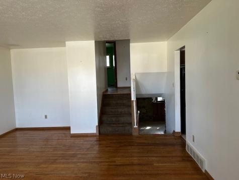 983 E 179 Street Cleveland OH 44119