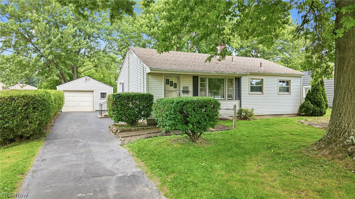 3930 Cannon Road Youngstown OH 44515