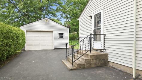 3930 Cannon Road Youngstown OH 44515