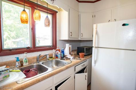 1628 Cohassett Avenue Lakewood OH 44107
