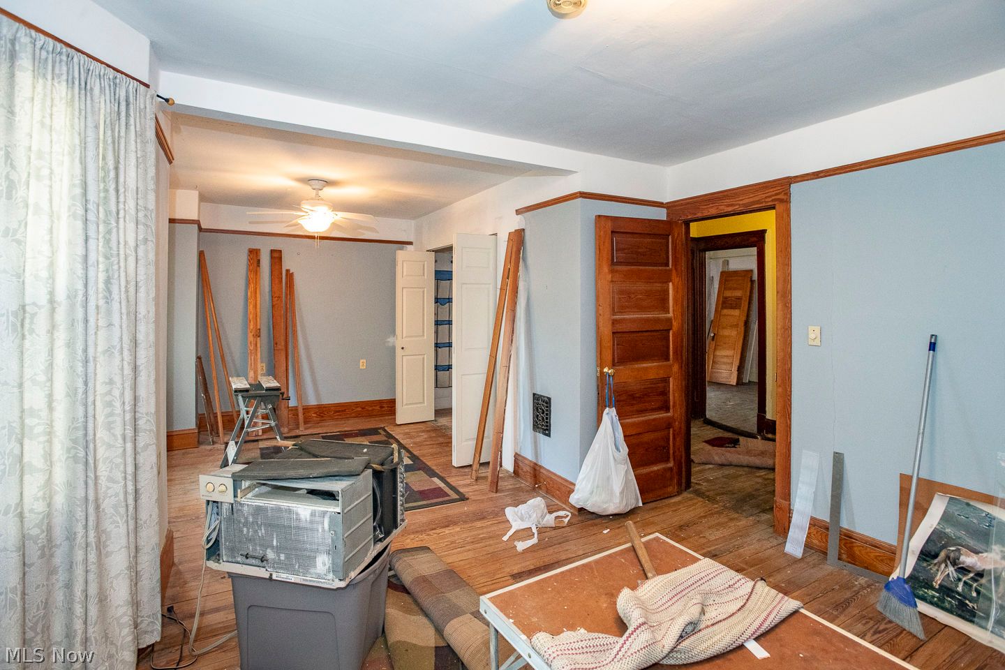 1628 Cohassett Avenue Lakewood OH 44107
