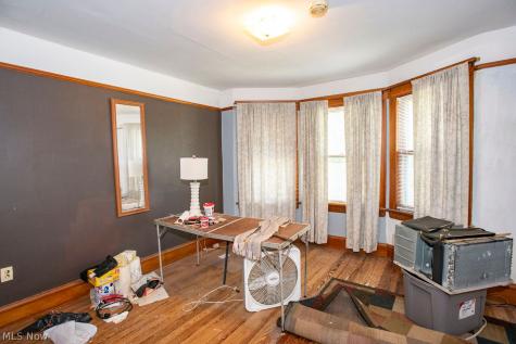 1628 Cohassett Avenue Lakewood OH 44107