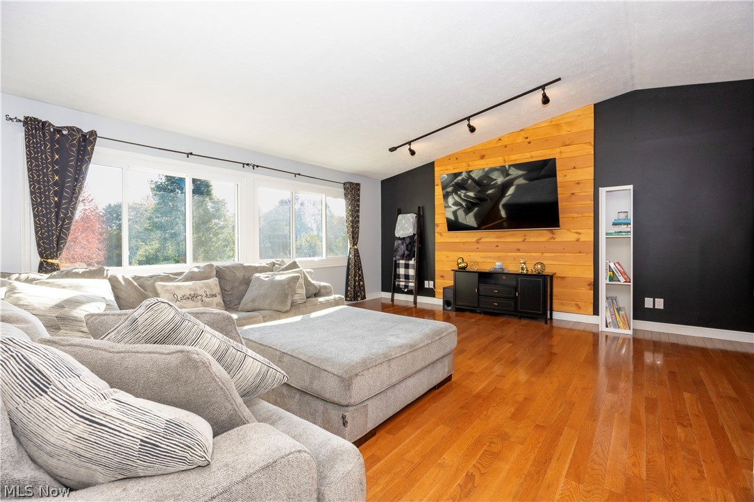 1137 Norman Place Wooster OH 44691